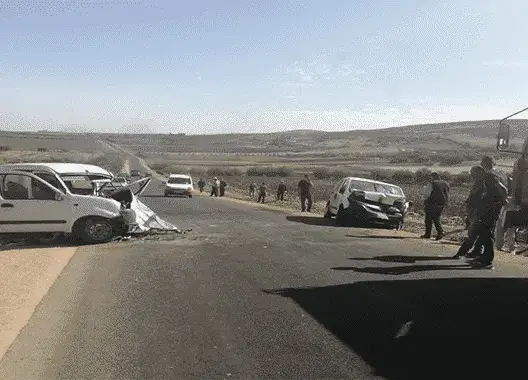 حادثة اصطدام سيارتين