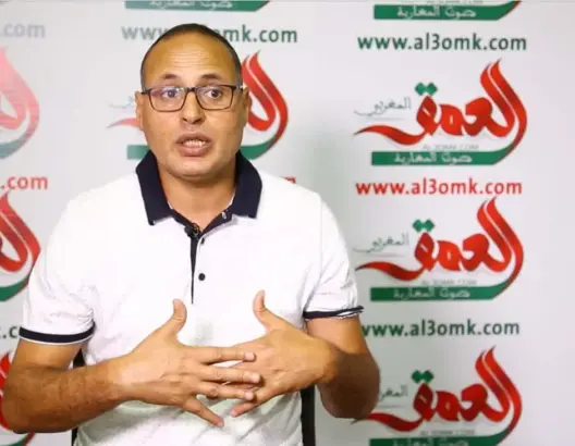 أحمد بوز، أستاذ القانون الدستوري والعلوم السياسية بجامعة محمد الخامس بالرباط