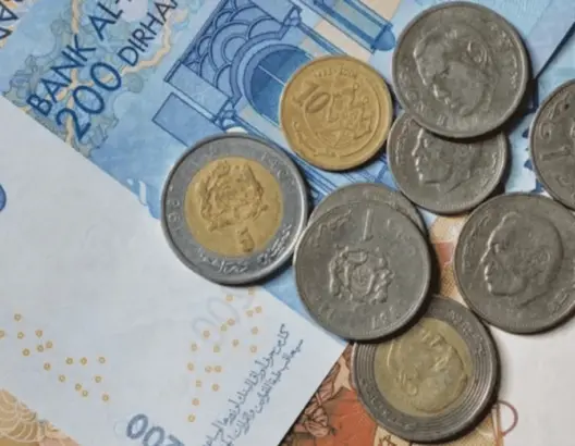المغاربة تداولوا 266 مليار درهم من الأوراق والقطع النقدية في 2019