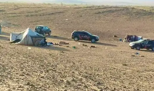 أمن كلميم يحبط عملية للتهريب الدولي ويحجز طنا من الشيرا مدفونة في الرمال (صور)