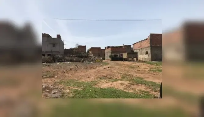 السلطات تهدم أكثر من 50 منزلا بجماعة سيدي الطيبي قرب القنيطرة
