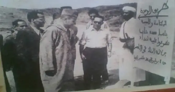 الملك الراحل محمد الخامس يفتتح طريق الوحدة