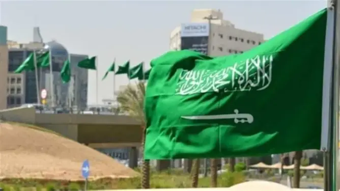 نظام منع التسول بالسعودية يحظر استجداء المال عبر منصات التواصل الاجتماعي