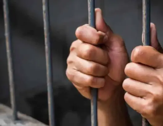 هذه حقيقة إقالة مدير سجن الناظور بسبب محاولة انتحار سجين فلسطيني