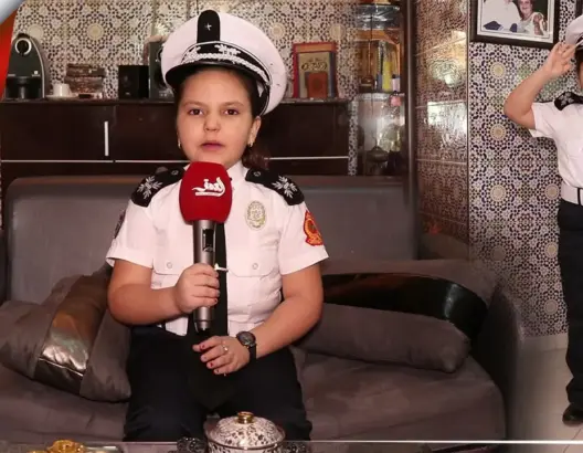 “أصغر شرطية” بفاس تحكي عن حبها للمهنة وكيف تم استقبالها بولاية الأمن (فيديو)
