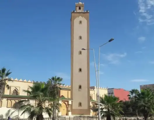 شاب مخمور يقتحم مسجدا بأكادير ويثير الفزع بين المصلين