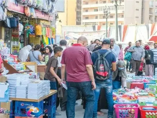 الاستقلال يطالب بإحداث ضريبة على “الرفاه” مقابل إعفاء المواد المدرسية
