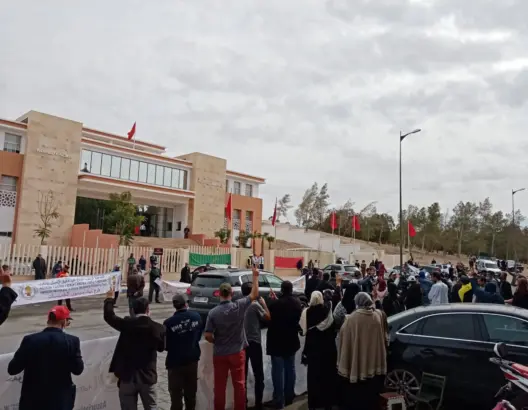 احتجاج باليوسفية لإطلاق سراح حقوقي