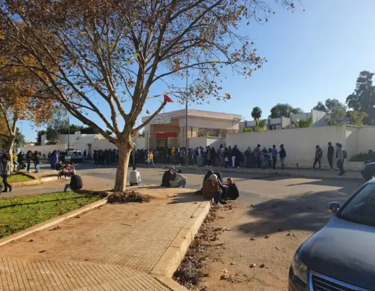 في ظل كورونا.. فوضى بكلية الآداب الرباط بسبب تأخر انطلاق الموسم الجامعي