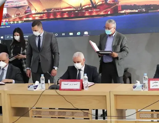 أيت الطالب يوقع 11 اتفاقية جديدة لتعزيز العرض الصحي بجهة فاس مكناس (فيديو)