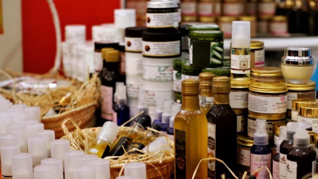 المنتجات المحلية