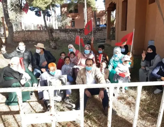 هدم أساسات منزل بإقليم أزيلال يدفع عائلة للاعتصام