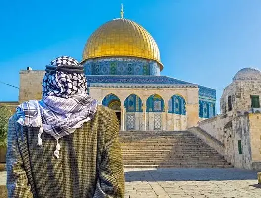 المغرب يقدم منحا دراسية لطلبة مقدسيين ويطلق مبادرة بحثية عن القدس