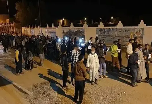 احتجاج مواطنين بزاكورة ضد بتر يد رضيع