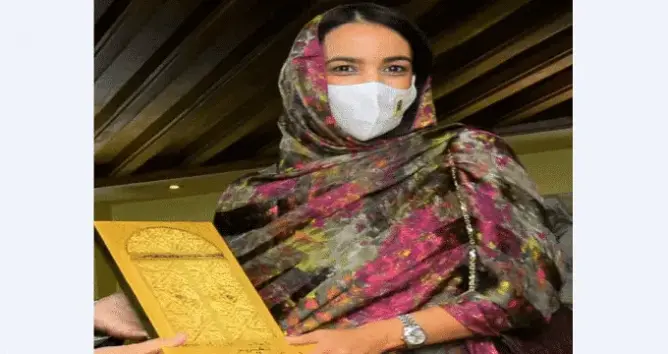 “بوابة فاس” تتوج امباركة بوعيدة بلقب شخصية السنة