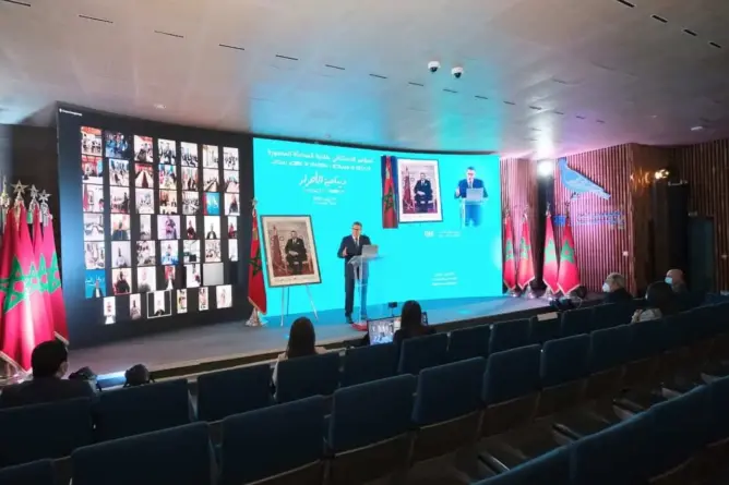 المؤتمر الاستثنائي للتجمع الوطني للأحرار يصادق على التمديد لأجهزة وهياكل الحزب