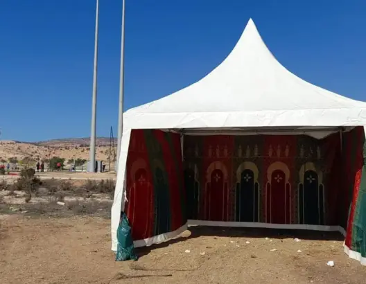 بسبب غياب المراحض.. خيمة لقضاء حاجيات 400 لاعب في بطولة “العصب” بأكادير