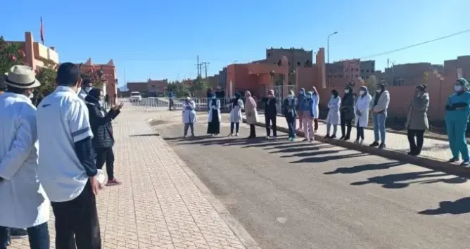 احتجاج الأطر الصحية بمستشفى زاكورة