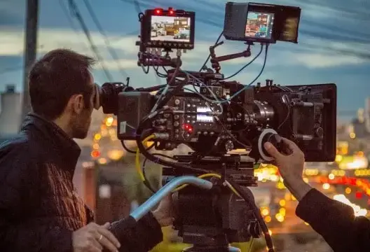 تصوير الأعمال السينمائية