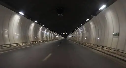 نفق طرقي