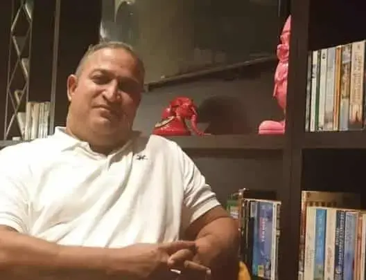 بيت الشعر ينعي الشاعر والإعلامي حكيم عنكر