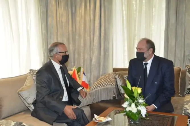 فارس يبسط الأوراش الإصلاحية للقضاء المغربي أمام وزير العدل الفرنسي