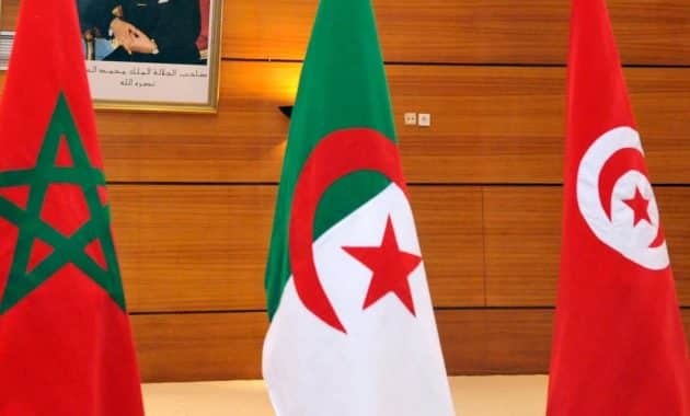 تونس الجزائر المغرب
