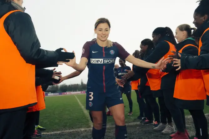 أجمل لاعبات العالم (ح1): الفرنسية “لاوري بوليو” فاتنة باريس وقلب أسد الـPSG (صور)