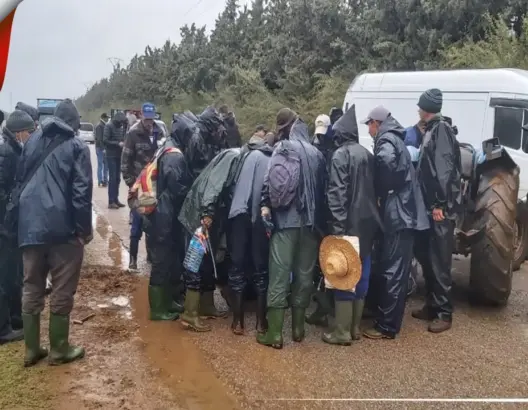 قتيل وجريحان في حادث انقلاب جرار بضواحي الحاجب