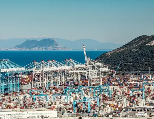 ميناء طنجة المتوسط