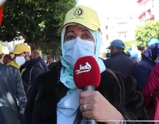 الممرضون يحتجون بمكناس (فيديو)