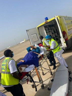 أشرف سكري .. طبيب مغربي في الإخلاء الطبي