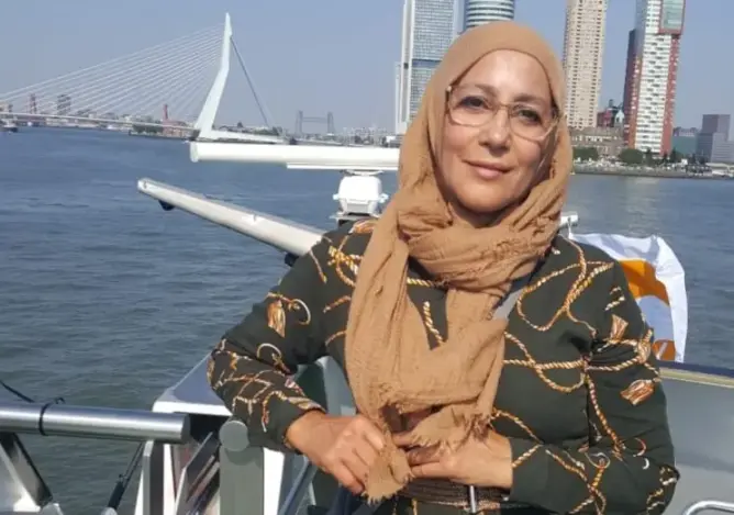 رشيدة.. “سعيدية” رفعت شأن المغربيات بهولندا بالطبخ والخياطة وأعمال البر والإحسان (صور)