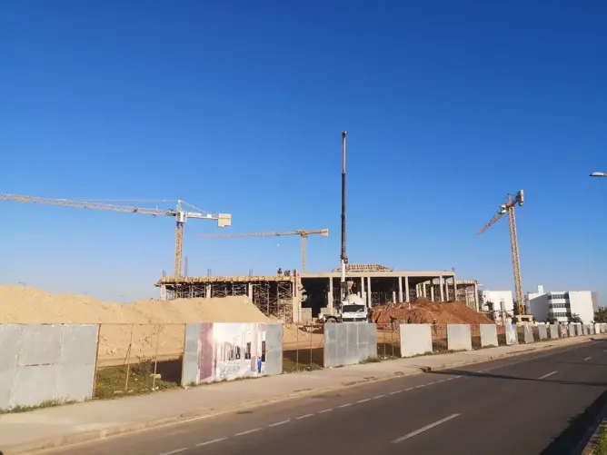بعد توقيعه أمام أنظار الملك.. لجنة تتبع برنامج تنمية أكادير تعقد اجتماعها الثالث