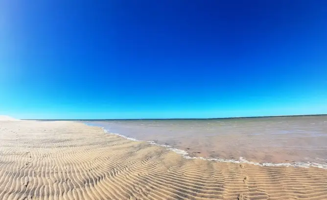 أجواء مستقرة في الداخلة