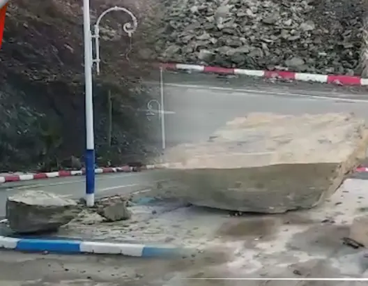 الأمطار الغزيرة تتسبب في تساقط الأحجار بمنطقة الجبهة بشفشاون (فيديو)