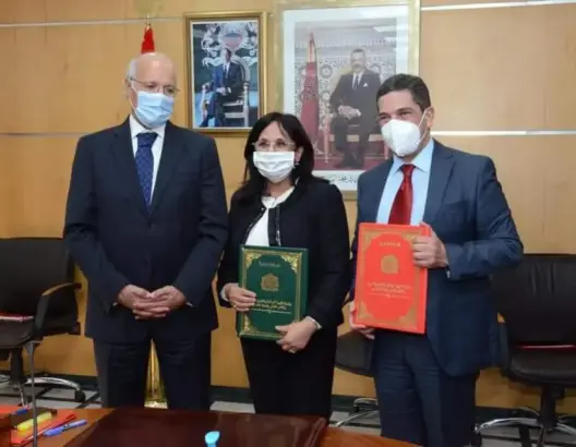 اتفاق بين أمزازي وبوعياش للنهوض بالفكر الحقوقي في الوسط التعليمي