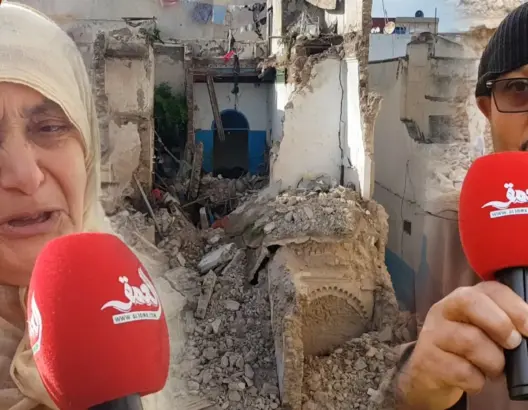 انهيار منزل بالمدينة القديمة بأزمور يخلف رعبا لدى الساكنة ويشرد قاطنيه (فيديو)