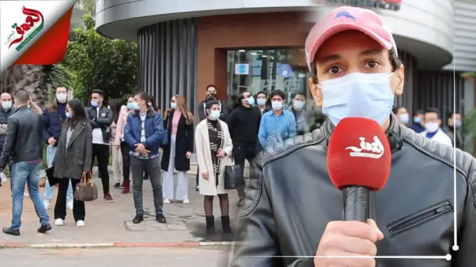 الدار البيضاء .. مضيفو شركة طيران يحتجون على “الطرد التعسفي” (فيديو)
