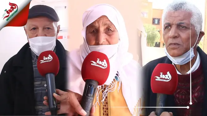 يشمل الفئات فوق 65 عاما.. التلقيح يصل القرى ومسنون يدعون مع الملك بالنصر (فيديو)