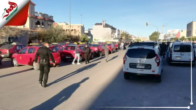 الطاكسيات الصغيرة تصطدم بالكبيرة بمدينة وجدة