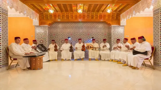 مهنيو فن الملحون بالمغرب: خرجات الشروق “منحطة” وتزيد من عزلة النظام الجزائري