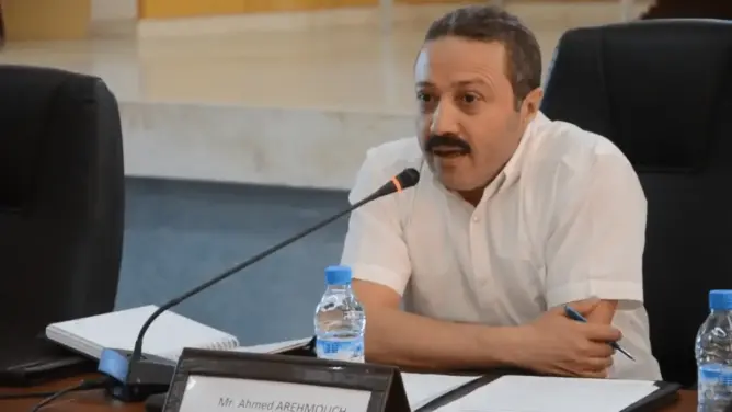 من الالتزام بتخصيص صندوق مستقل بالأمازيغية نحو خلق مؤسسة قانونية مكلفة بالأمازيغية