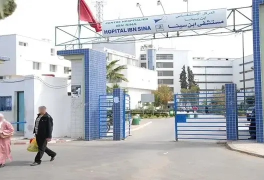 توفي توأمه أثناء الولادة .. وفاة رضيع بمستشفى السويسي بعد رفض احتضانه