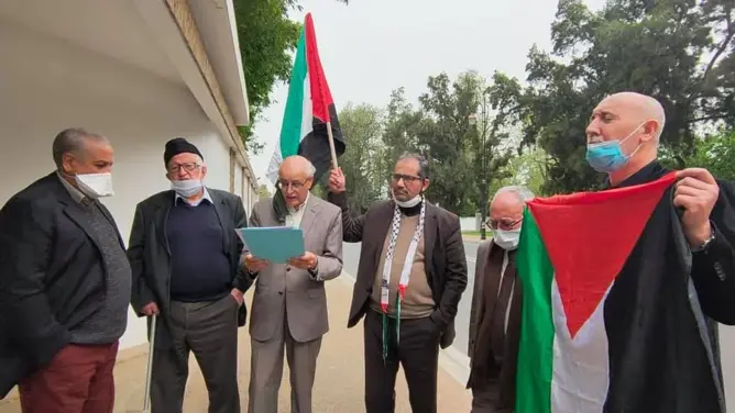 مناهضو التطبيع