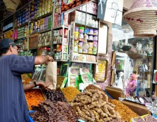 دراسة: القطاع غير المهيكل للتجارة يشغل أزيد من 50% من القوة العاملة