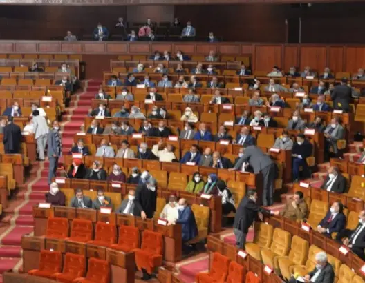 مجلس النواب يصادق بالإجماع على قانون يسمح للأجانب بمزاولة الطب بالمغرب