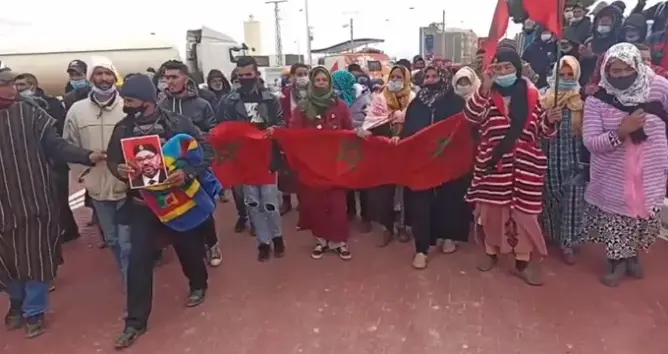 في يومهن العالمي .. قرويات بميدلت يحتجن مشيا على الأقدام طلبا لفك العزلة