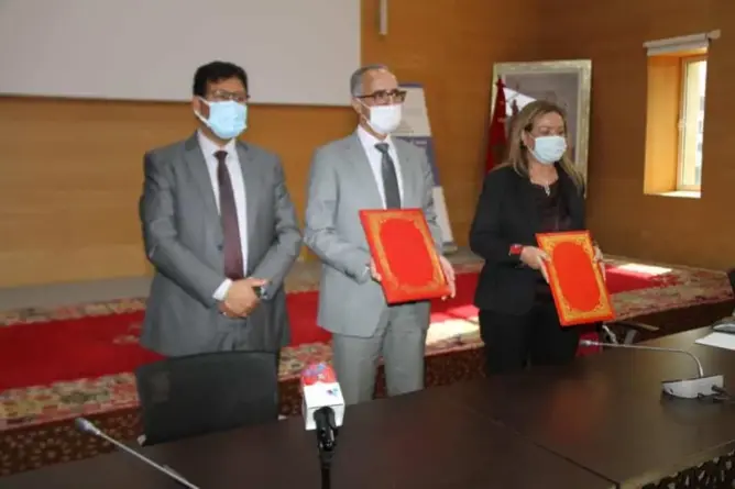 التوقيع على اتفاقية إطار بين مجلس جهة الرباط واللجنة الجهوية لحقوق الإنسان