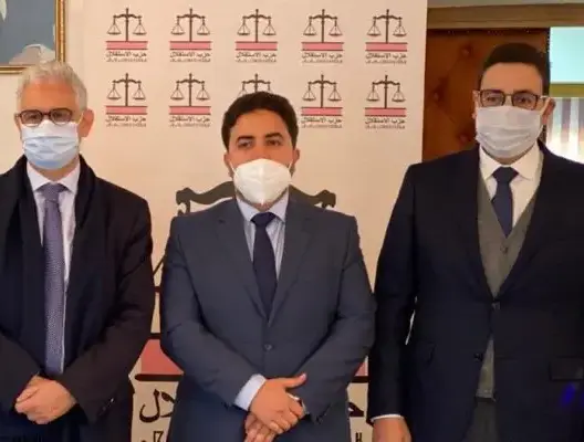 التجمع الوطني للأحرار يجمد أنشطة برلماني التحق بالاستقلال